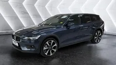 Blau Gebraucht 2024 Volvo V60 CC Ultimate Kombi | 48.990 € (Guter Preis)