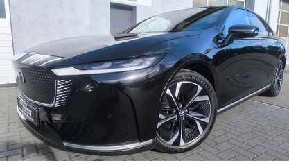 Begagnad Mazda 6e Takumi-Line 189 kW (258 HK) 2025 Svart Sedan