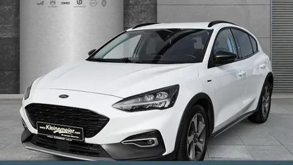 Gebraucht Ford Focus Active 125 PS (91 kW) 2019 Weiß Limousine