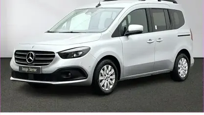 Gebraucht Mercedes T180 Progressive 116 PS (85 kW) 2025 Silber Van / Kleinbus
