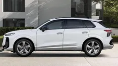 Arkonaweiß Neu 2025 Audi Q3 S-Line SUV | 49.848 € (Guter Preis)