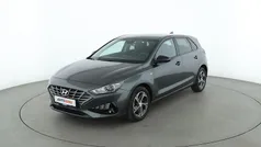 Grün Gebraucht 2021 Hyundai i30 Intro Edition Limousine | 17.730 € (Guter Preis)