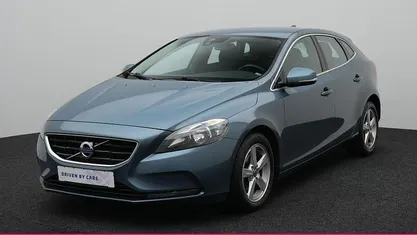 Gebraucht 2013 Volvo V40 Momentum Kombi | 5.450 € (Fairer Preis)