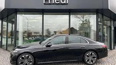 Obsidianschwarz Gebraucht 2024 Mercedes E220 Avantgarde Limousine | 47.450 € (Guter Preis)