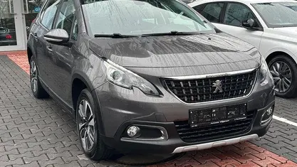 Gebraucht Peugeot 2008 Allure 110 PS (80 kW) 2018 Grau SUV
