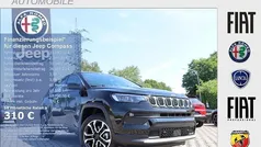 Schwarz Gebraucht 2024 Jeep Compass Altitude SUV | 32.990 € (Fairer Preis)