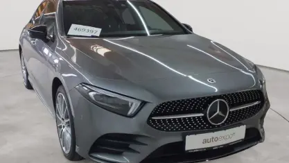Gebraucht Mercedes A250 AMG line 160 PS (117 kW) 2022 Mountaingrau metallic Limousine