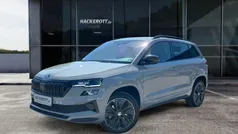 Grau Gebraucht 2024 Skoda Karoq SportLine SUV | 33.760 € (Fairer Preis)