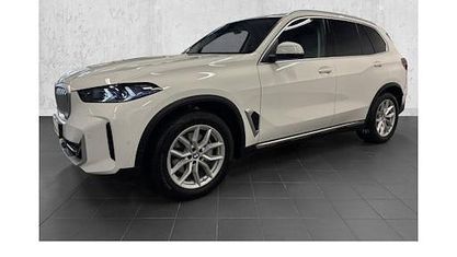 Używany BMW X5 Sport Line 298 KM (219 kW) 2024 Biały SUV