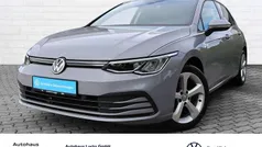 Gebraucht 2020 VW Golf VIII Life Limousine | 18.934 € (Fairer Preis)
