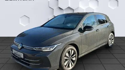 Grau Gebraucht 2024 VW Golf Goal Limousine | 22.830 € (Superpreis)