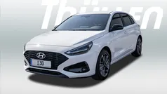 Rot Neu 2025 Hyundai i30 Advantage Limousine | 23.390 € (Fairer Preis)