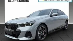 Grau Neu 2025 BMW i5 Comfort Edition Limousine | 70.315 € (Fairer Preis)