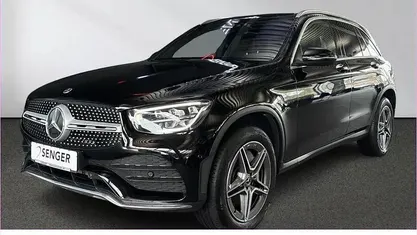 Unilack schwarz uni Gebraucht 2021 Mercedes GLC300e AMG line SUV | 37.969 € (Fairer Preis)