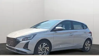 Usata Hyundai i20 Comfort 101 CV (74 kW) 2025 Grigio Berlina