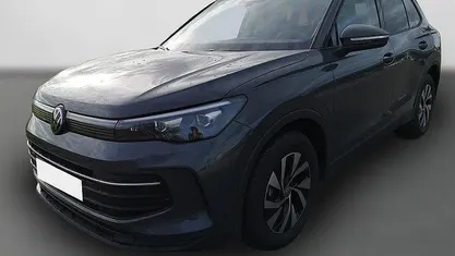 Delfingrau metallic Neu 2026 VW Tiguan Life SUV | 45.290 € (Fairer Preis)
