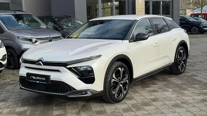 Lack weiss perlglänzend/typ metallic drei schichten perlmutt Gebraucht 2024 Citroën C5 X Kombi | 21.450 € (Fairer Preis)