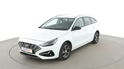 Gebraucht Hyundai i30 Intro Edition 116 PS (85 kW) 2020 Weiß Kombi