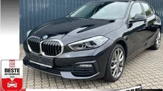 Schwarz black sapphiremetallic metallic Gebraucht 2024 BMW 120 Advantage Kleinwagen | 28.900 € (Superpreis)