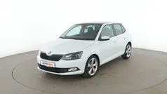 Weiß Gebraucht 2015 Skoda Fabia Style Limousine | 9.620 € (Fairer Preis)
