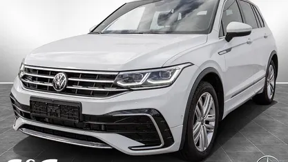 Gebraucht VW Tiguan R-line 190 PS (139 kW) 2023 Pure white SUV
