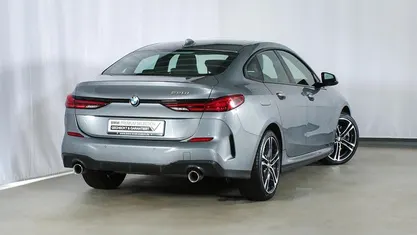 Grau Gebraucht 2023 BMW 220 M Sport Coupé | 34.398 € (Fairer Preis)