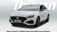 Weiß Gebraucht 2024 Hyundai i30 Advantage Limousine | 24.980 € (Fairer Preis)