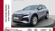 Silber Gebraucht 2023 Audi Q4 e-tron Basis SUV | 29.900 € (Fairer Preis)