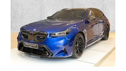 Blau Neu 2025 BMW M5 M Sport Kombi | 143.500 € (Fairer Preis)