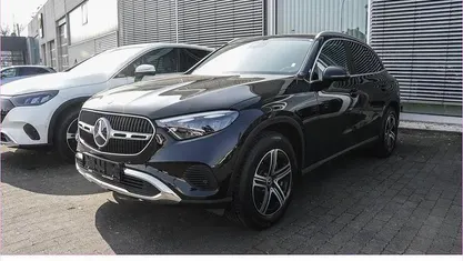 Gebraucht Mercedes GLC200 Avantgarde 204 PS (150 kW) 2023 SUV