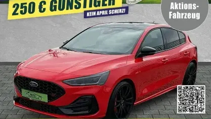 Gebraucht Ford Focus ST 280 PS (205 kW) 2024 Racerot Limousine