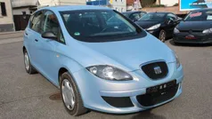 Blau Gebraucht 2004 Seat Altea Reference Van / Kleinbus | 1.900 € (Fairer Preis)