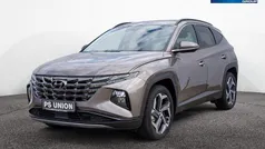 Braun / silky bronze Gebraucht 2023 Hyundai Tucson Trend SUV | 29.990 € (Superpreis)