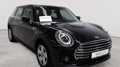 Gebraucht Mini Cooper 136 PS (100 kW) 2021 Midnight black metallic Kleinwagen
