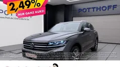 Grau Gebraucht 2024 VW Touareg Elegance SUV | 61.789 € (Guter Preis)