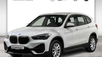 Gebraucht BMW X1 Sport Line 150 PS (110 kW) 2022 Alpinweiß uni SUV