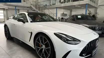 Begagnad Mercedes AMG GT 63 AMG 612 HK (450 kW) 2024 Vit Sportkupé
