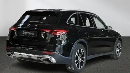 Gebraucht Mercedes GLC200 Avantgarde 204 PS (150 kW) 2024 Schwarz uni SUV