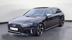 Mythosschwarz metallic Gebraucht 2021 Audi RS4 Ambiente Kombi | 54.290 € (Guter Preis)