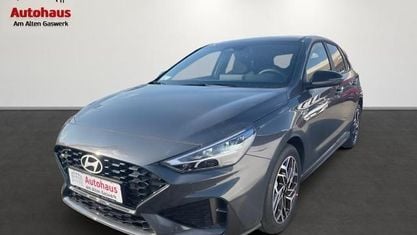 Neu Hyundai i30 N Line 150 PS (110 kW) 2026 Grau Limousine