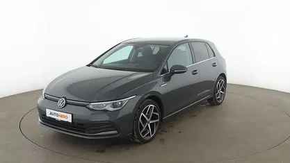 Grau Gebraucht 2020 VW Golf Style Limousine | 18.890 € (Fairer Preis)