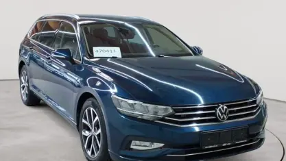 Gebraucht VW Passat Business 200 PS (147 kW) 2022 Aquamarinblau metallic Kombi