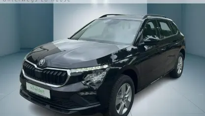 Gebraucht Skoda Kamiq Essence 95 PS (69 kW) 2025 Schwarzmagic perleffekt SUV