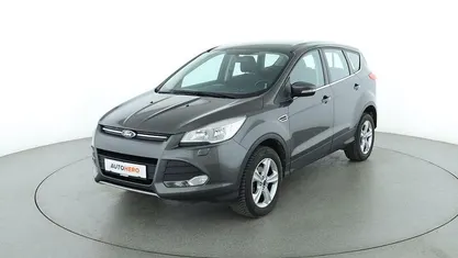 Grau Gebraucht 2015 Ford Kuga SYNC Edition SUV | 11.050 € (Fairer Preis)