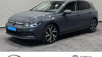 Gebraucht VW Golf VIII Style 150 PS (110 kW) 2023 Weiß Limousine