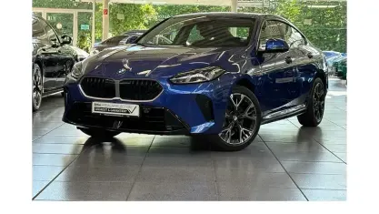 Gebraucht BMW 220 M Sport 156 PS (114 kW) 2025 Blau Coupé