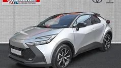 Silver metallic / black Gebraucht 2024 Toyota C-HR Team SUV | 33.990 € (Fairer Preis)