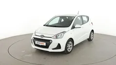 Weiß Gebraucht 2017 Hyundai i10 Trend Kleinwagen | 7.860 € (Fairer Preis)