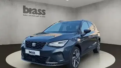 Magnetic grau metallic/midnight schwarz metallic Gebraucht 2022 Seat Arona FR SUV | 19.450 € (Fairer Preis)