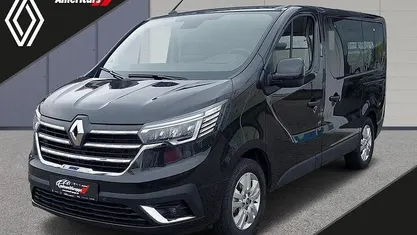 Gebraucht Renault Trafic Life 150 PS (110 kW) 2022 Van / Kleinbus
